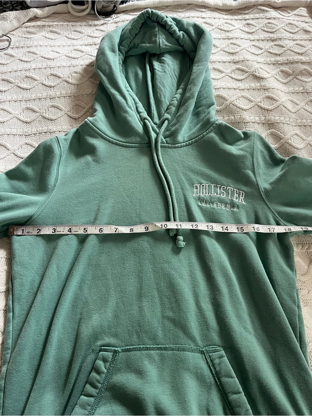 Hollister Green Lightweight Pullover Hoodie Women’s size Medium - Picture 7 of 8